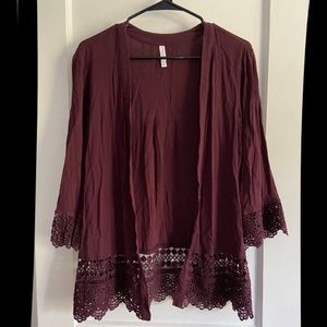 Eggplant kimono with lace detailing